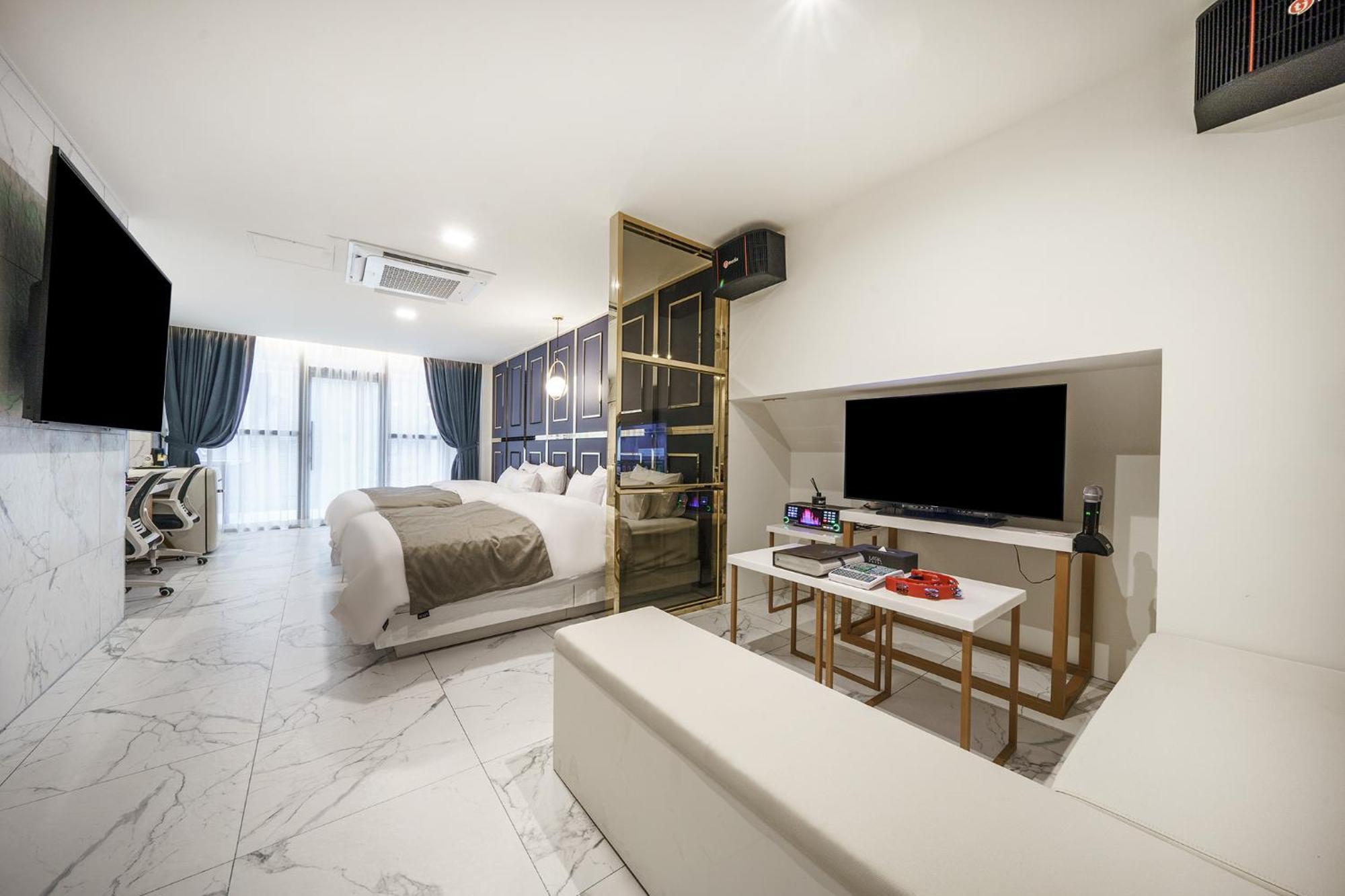 Hotel Maria 平沢市 エクステリア 写真